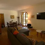 Scappo In Umbria, Casale Fasulo