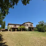Scappo In Umbria, Casale Fasulo