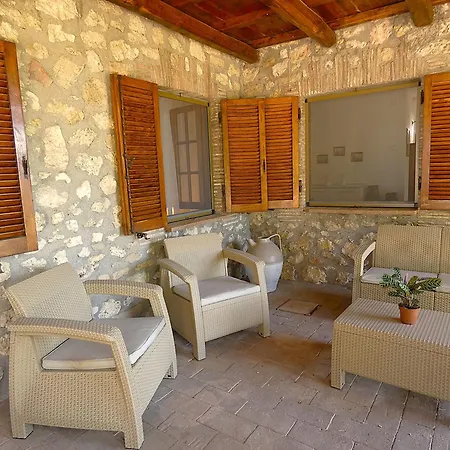 Scappo In Umbria, Casale Fasulo Vigne